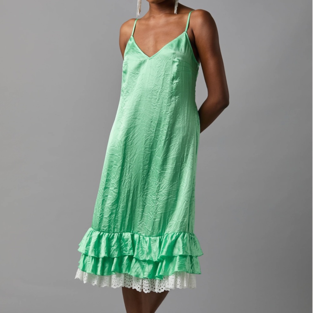 Hope for Flowers by Tracy Reese 'Scallop Flounces Slip' in Spring Bud (NWOT)